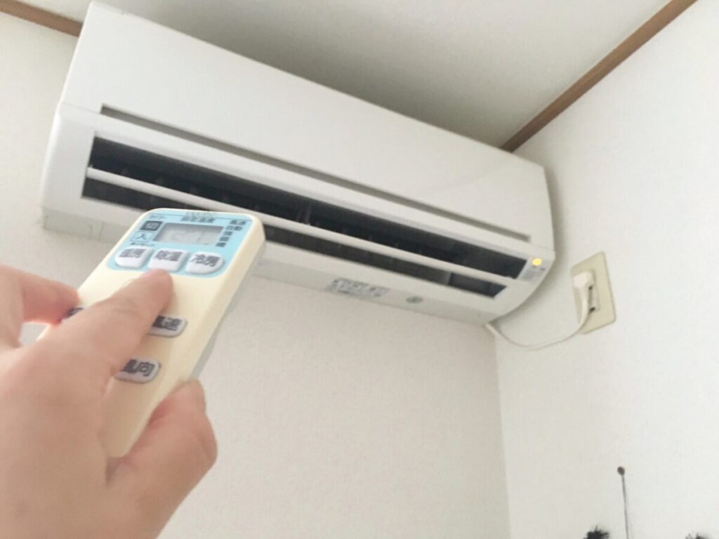 ぬるいエアコンイメージ
