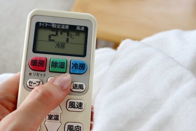 エアコンが冷えない原因は？_見落としがち！リモコンの設定や自動モード